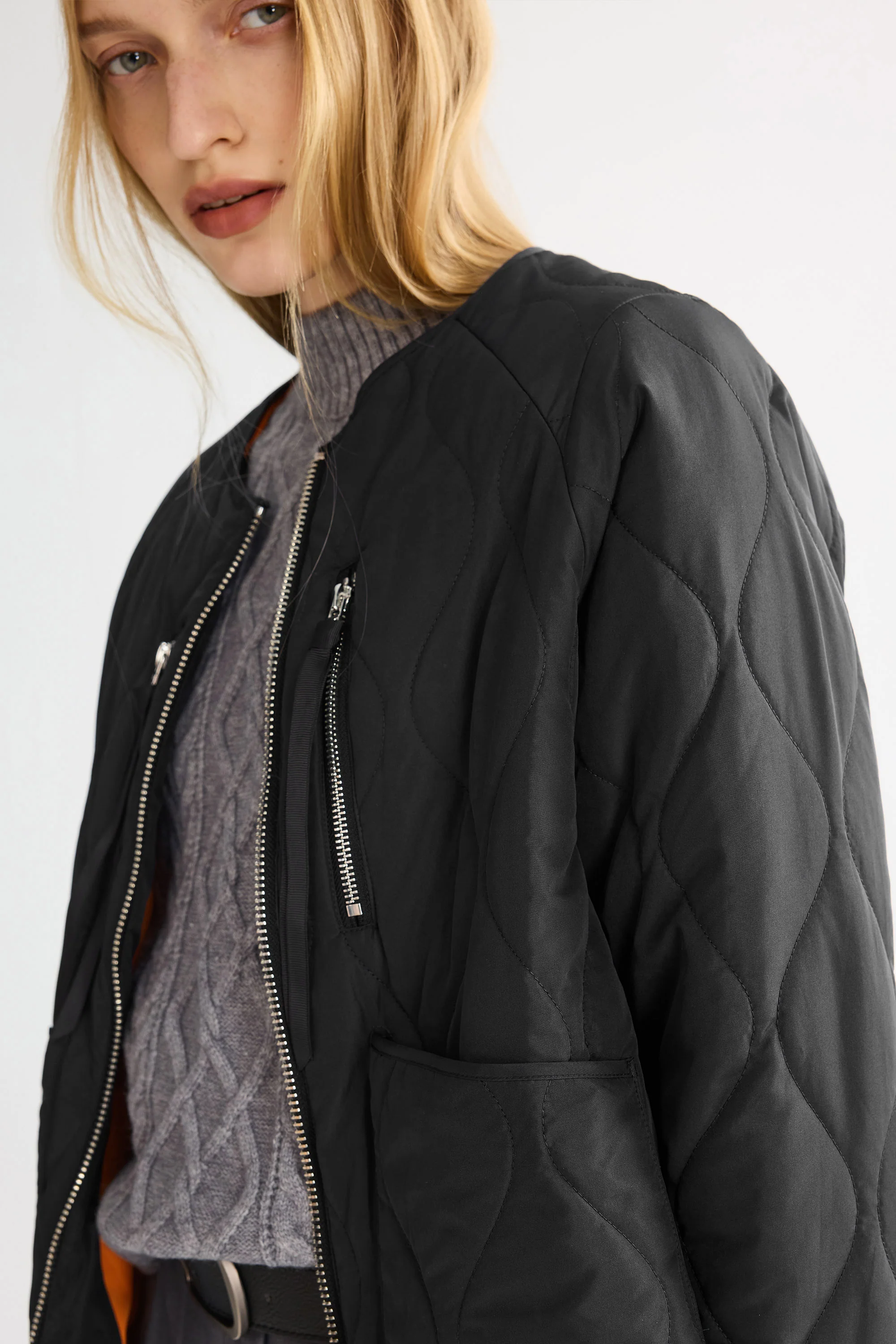 092 Universe® Lightweight Quilted Jacket - Image 32