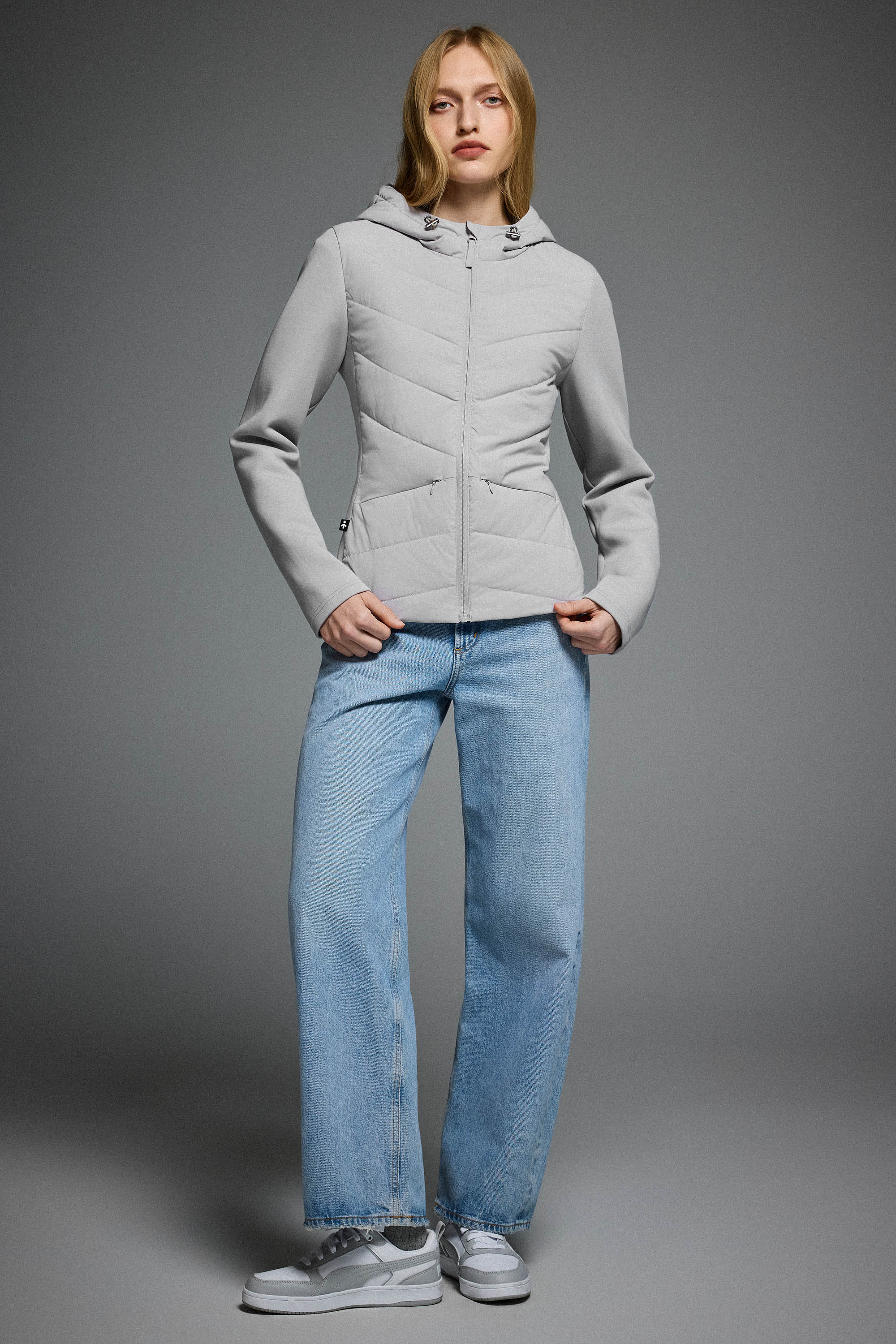 Air-Layer Lightweight Jacket with Hood - Image 11