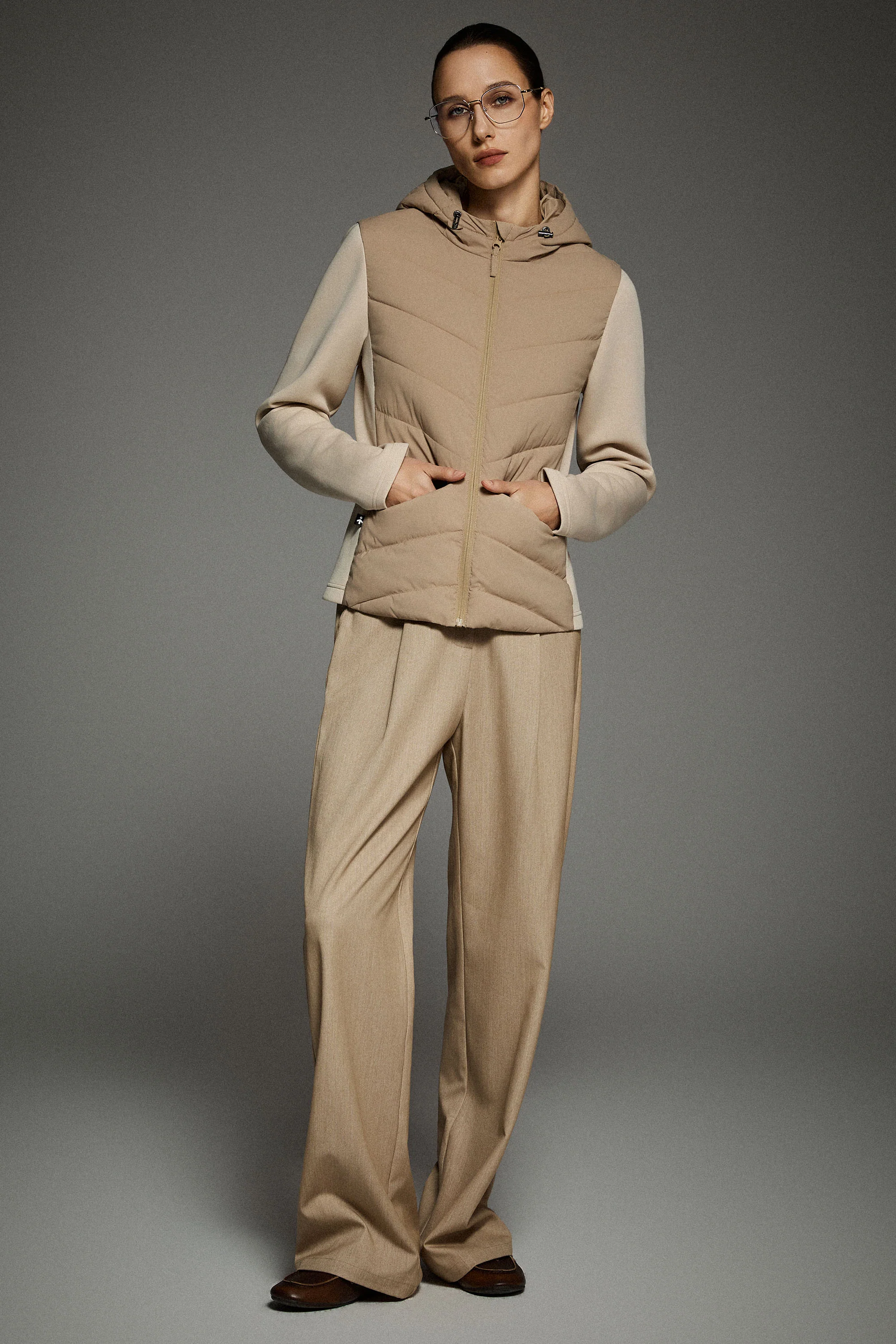 Air-Layer Lightweight Jacket with Hood - Image 16