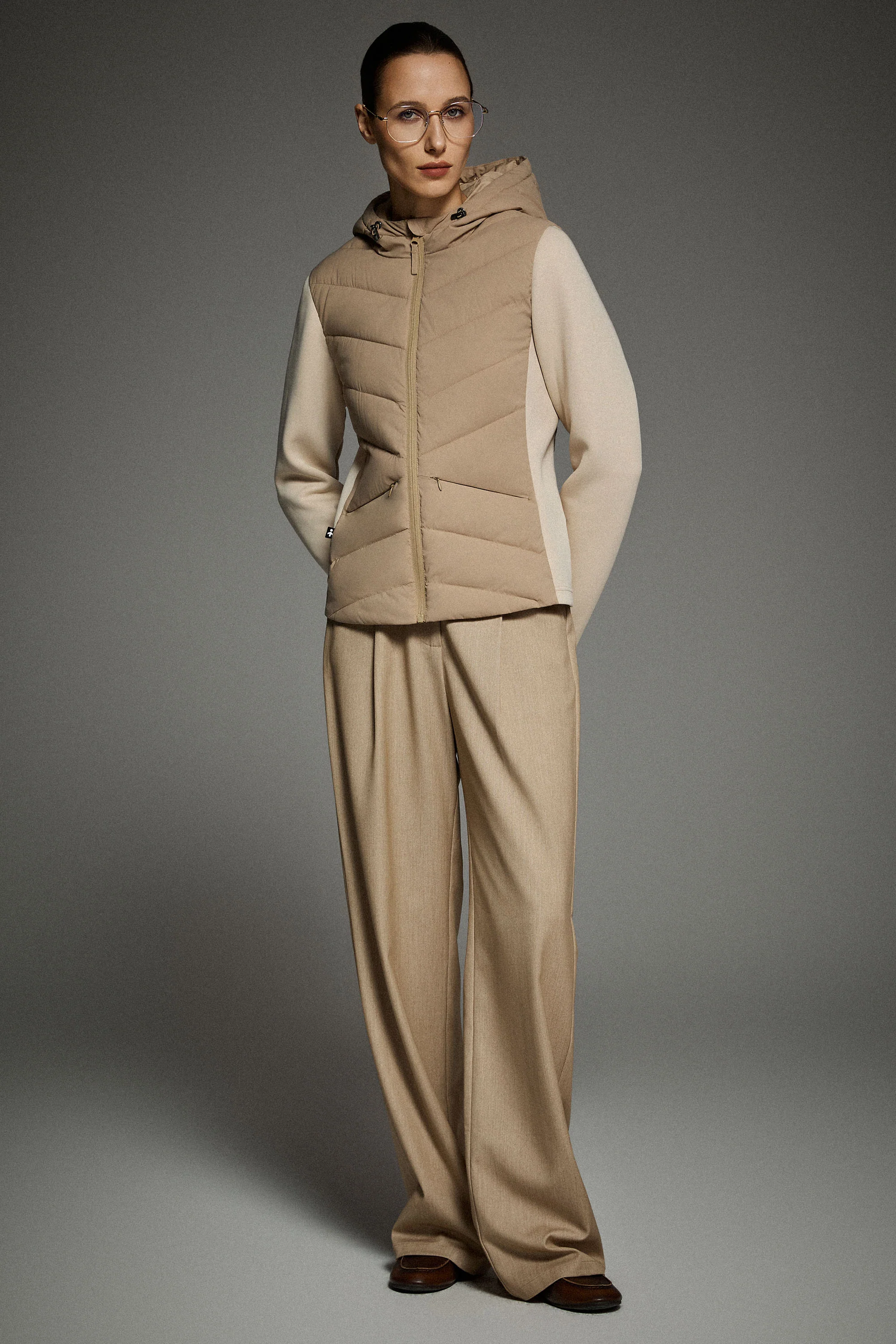 Air-Layer Lightweight Jacket with Hood - Image 17