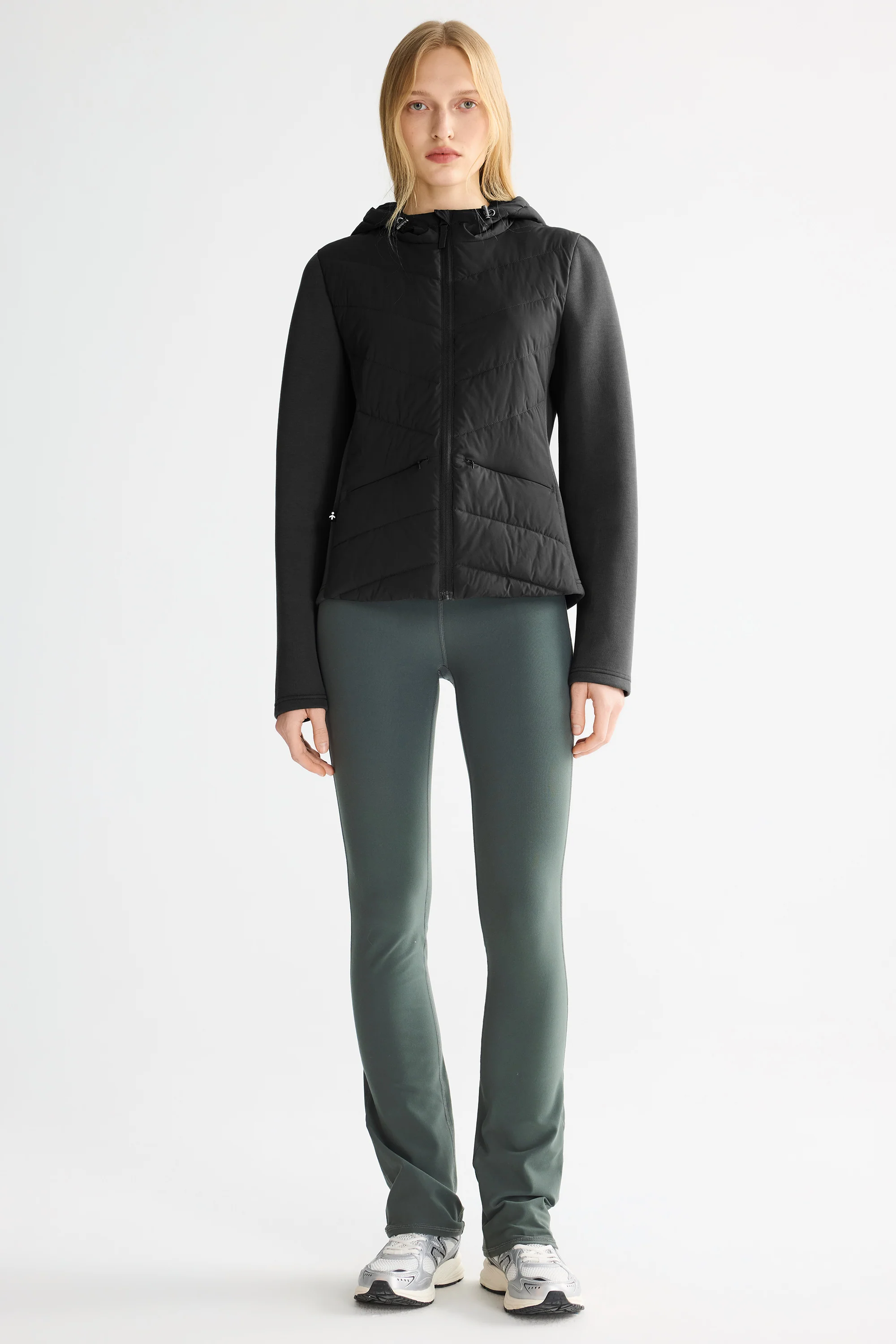 Air-Layer Lightweight Jacket with Hood - Image 22