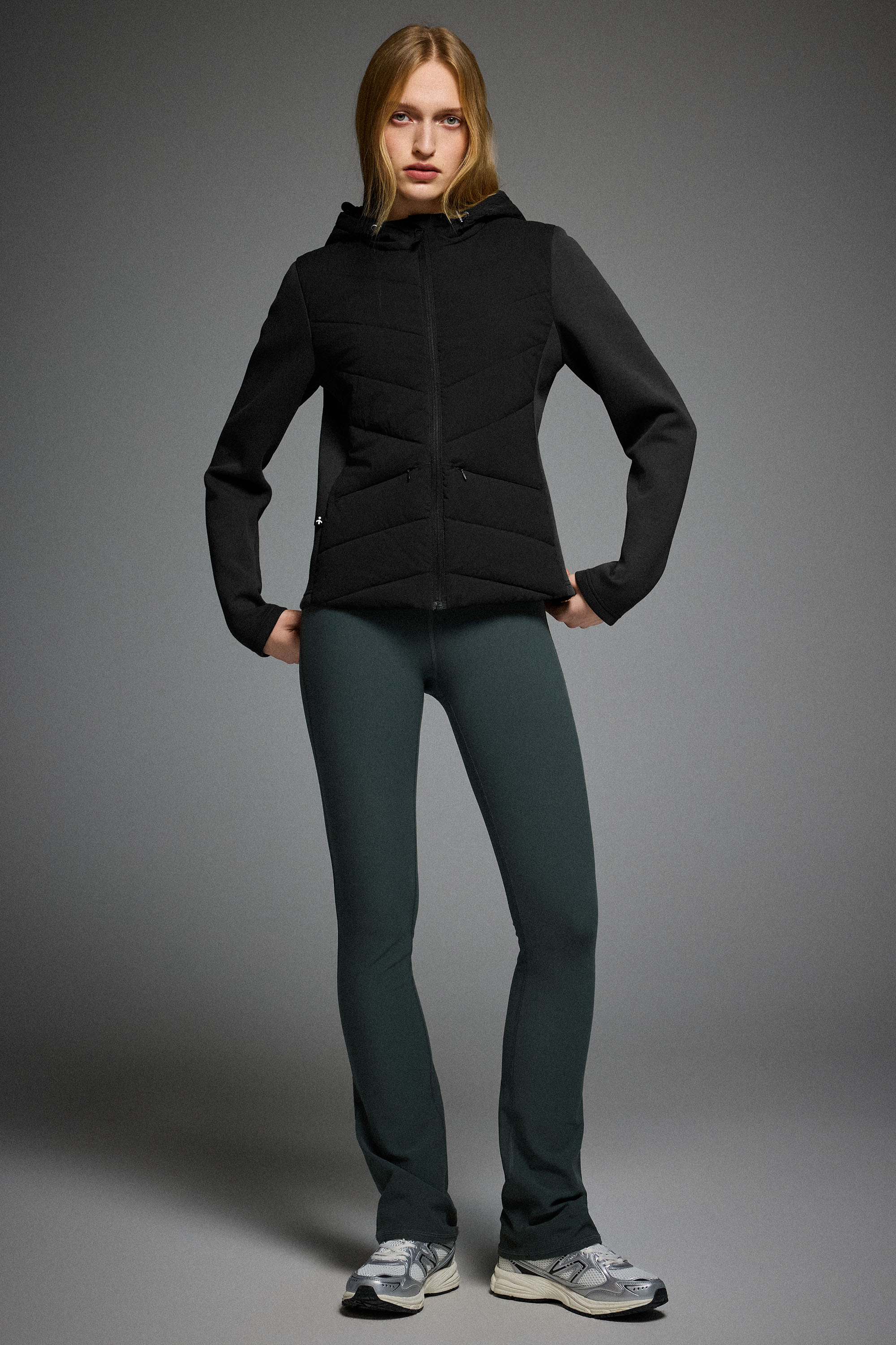 Air-Layer Lightweight Jacket with Hood - Image 27