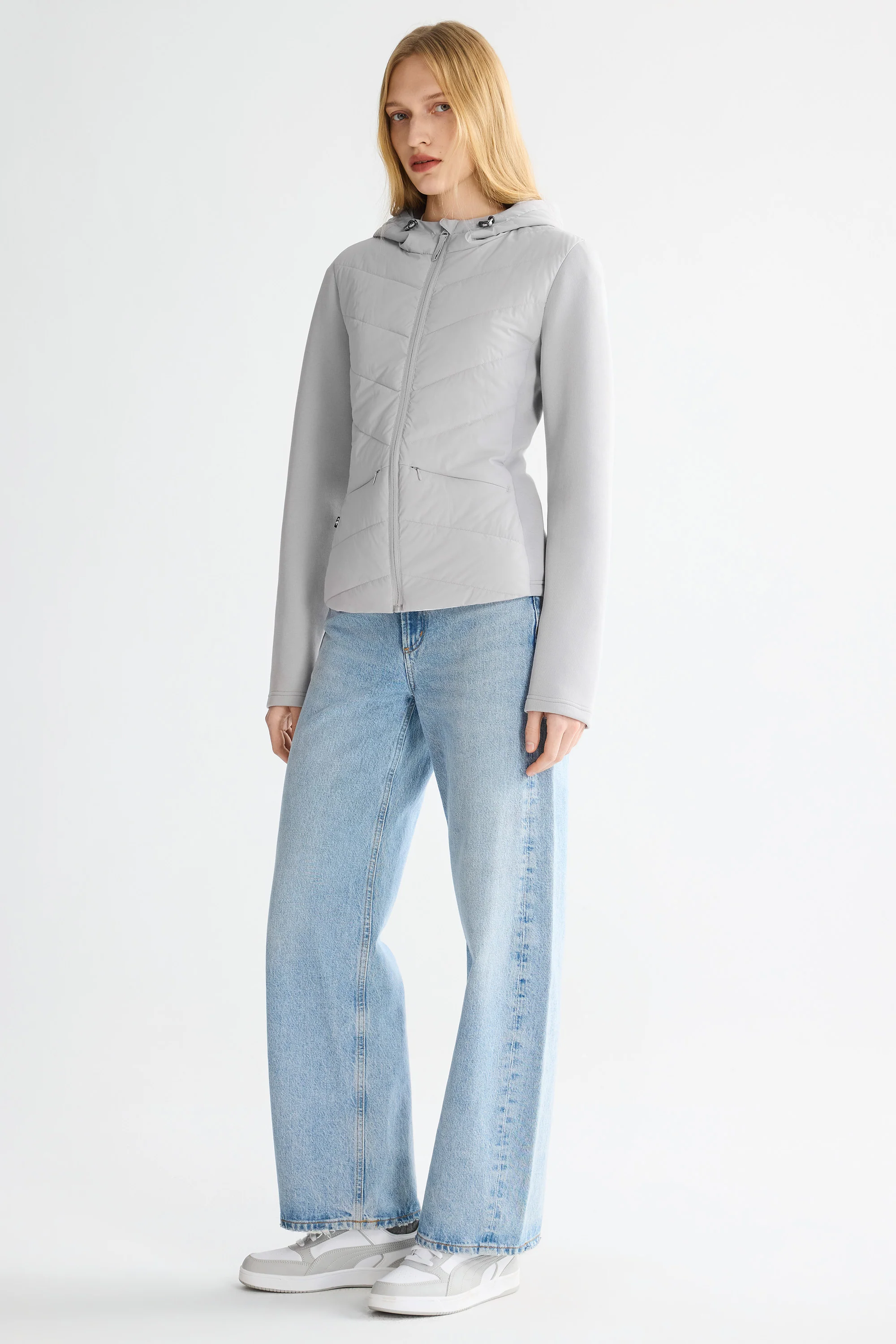 Air-Layer Lightweight Jacket with Hood - Image 3