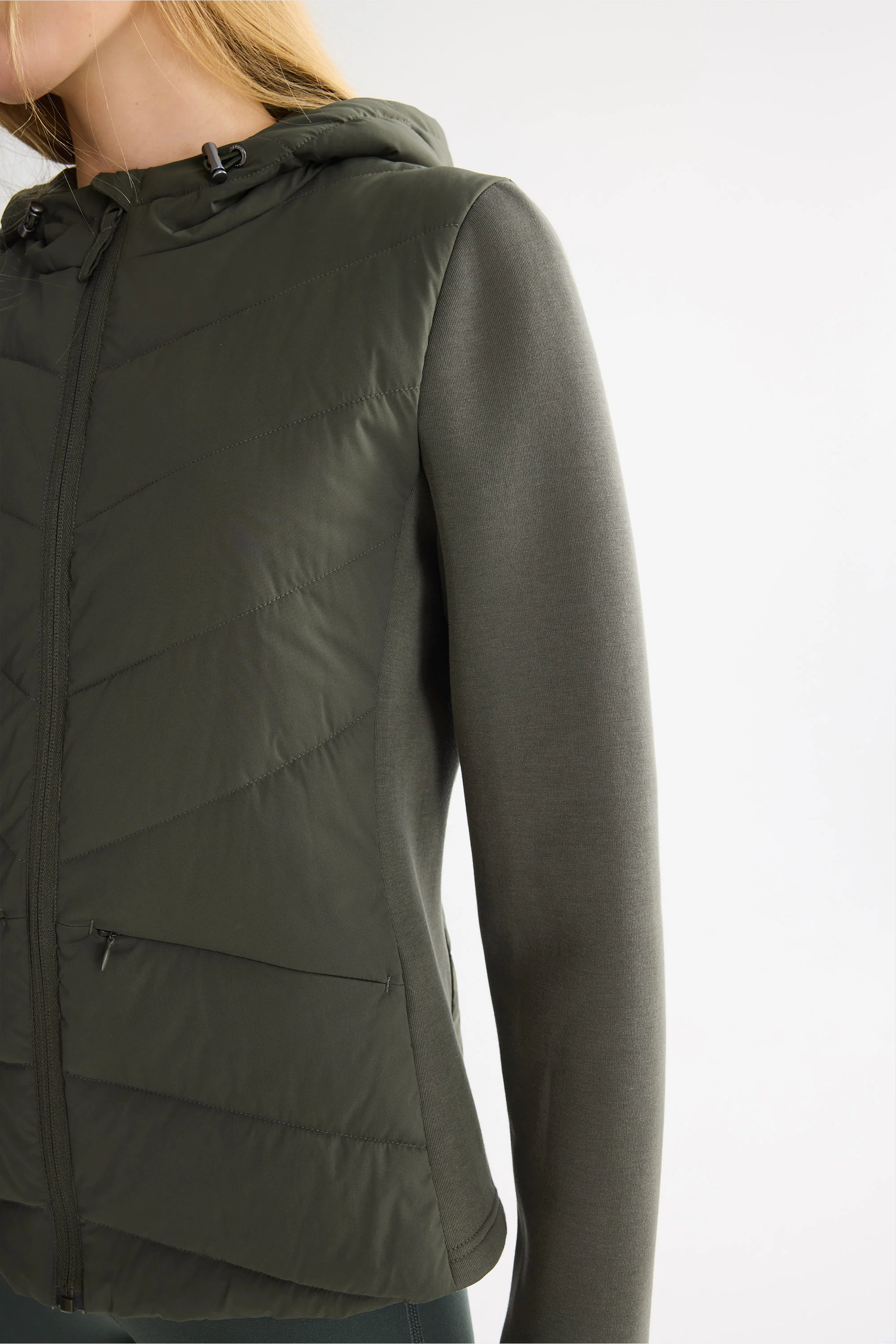 Air-Layer Lightweight Jacket with Hood - Image 52