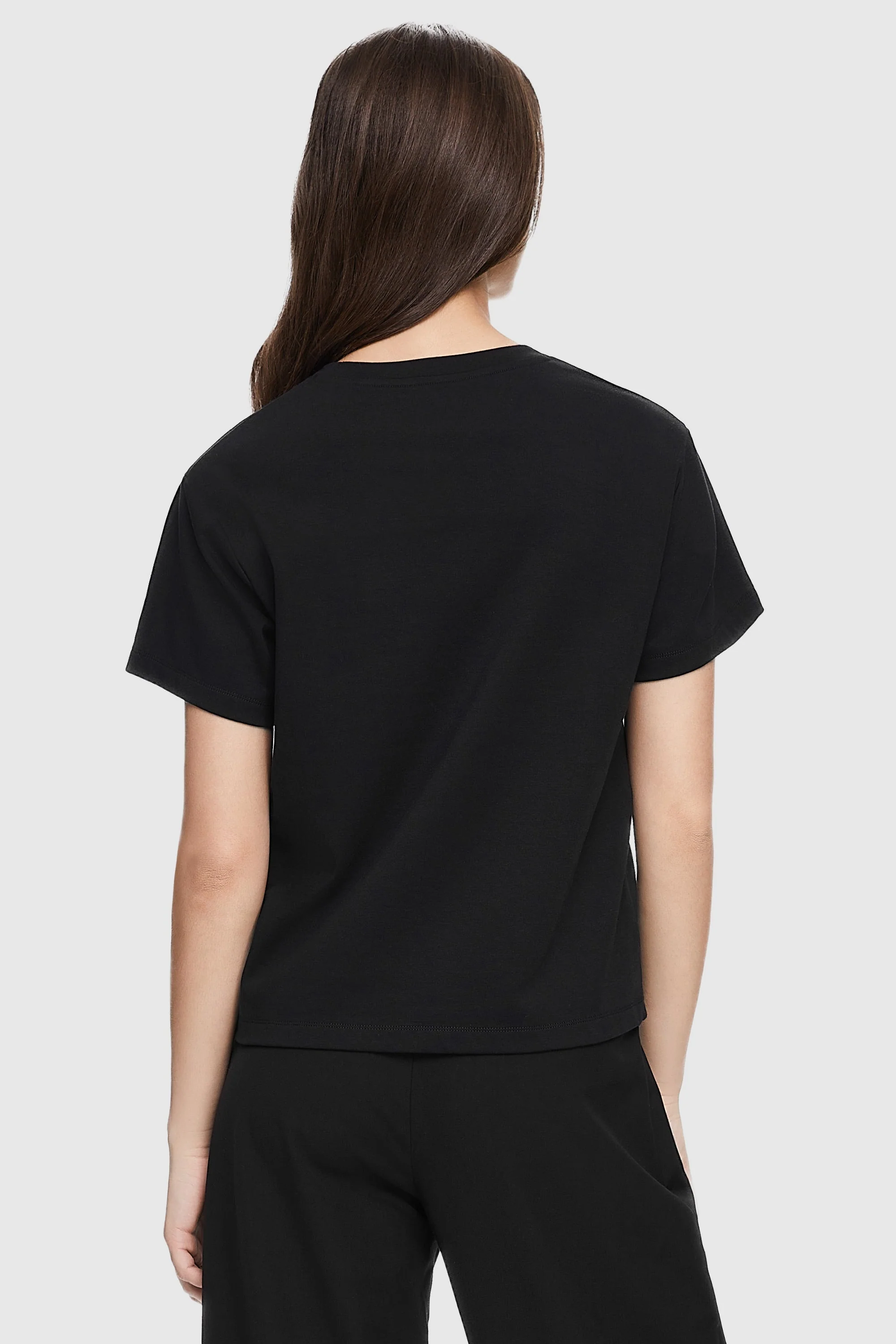 Basic Round Neck T-Shirt - Image 14