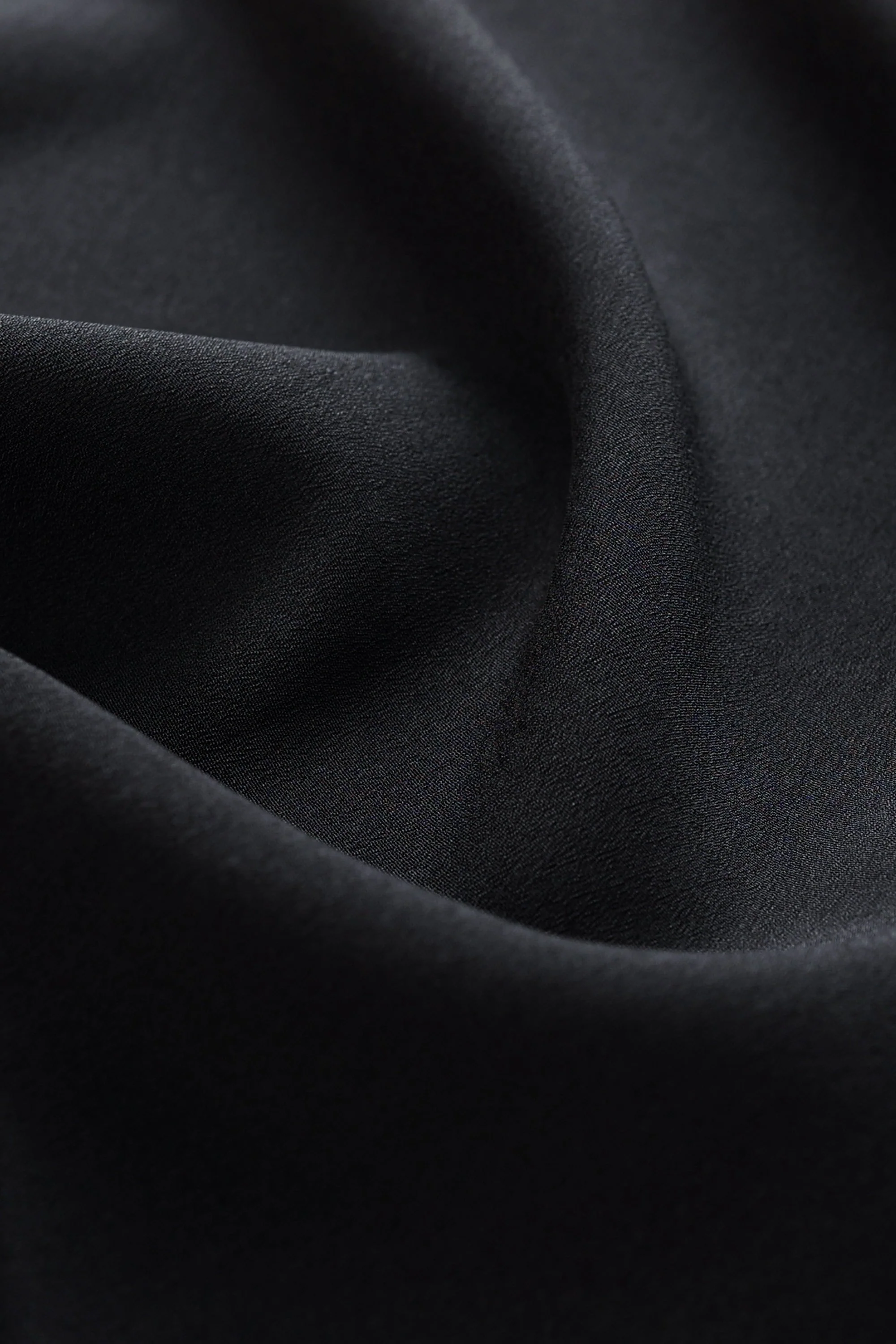 Business Casual Chiffon Blouse - Image 12