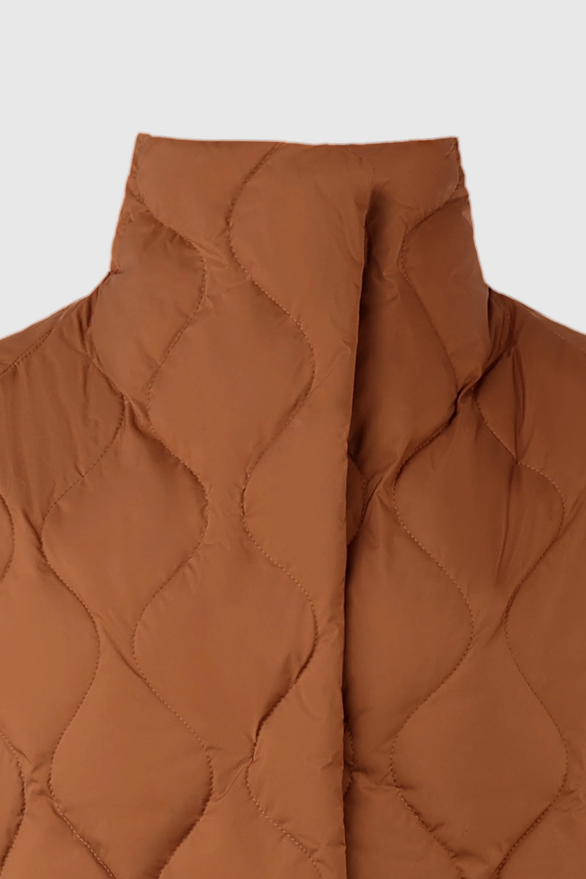 Oversized Quilted Lightweight Down Puffer Jacket - Image 21