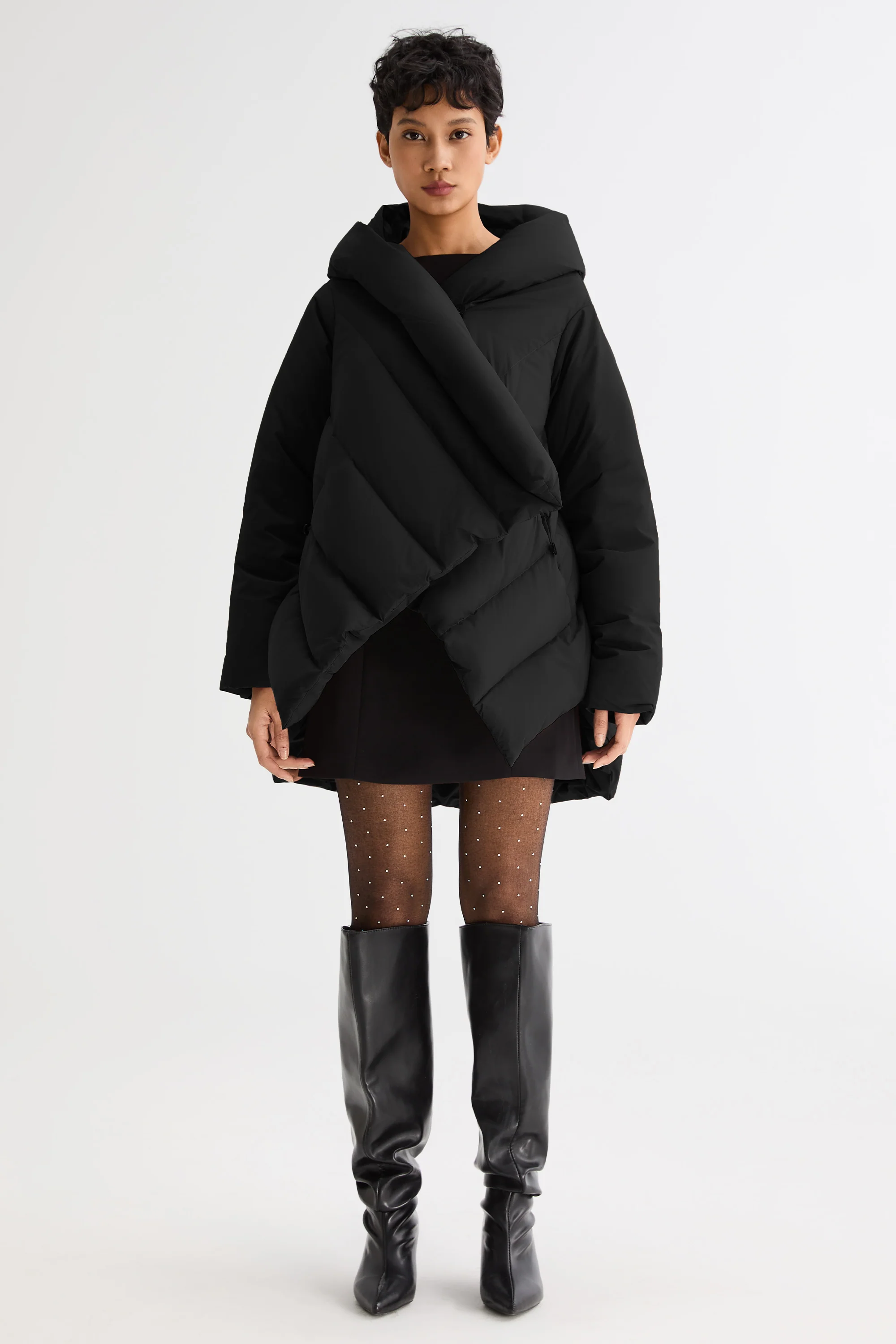 Cloak Puffer Down Coat - Image 17