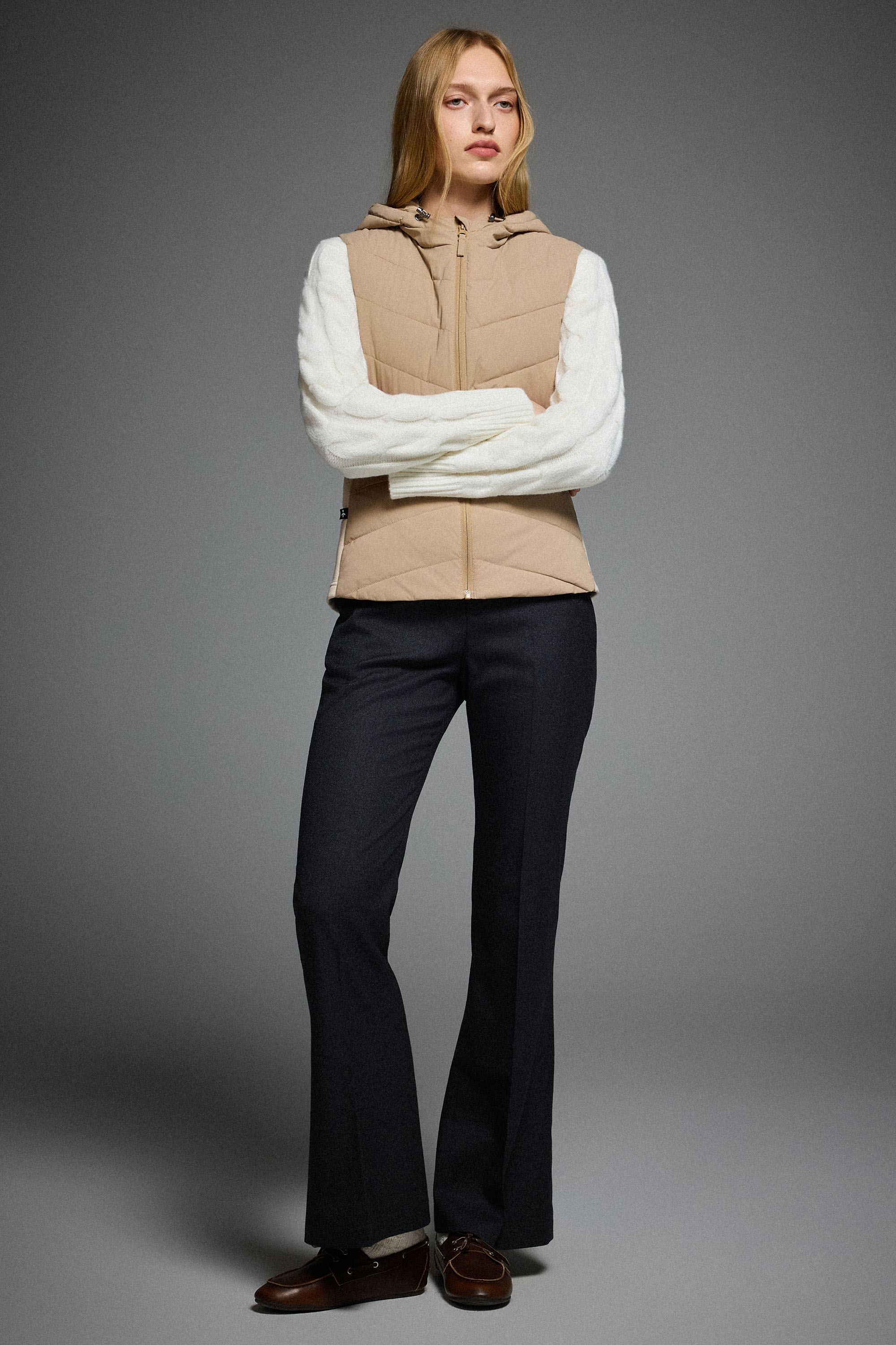 Quilted Vest with SLim-Fit Waist Design - Image 39