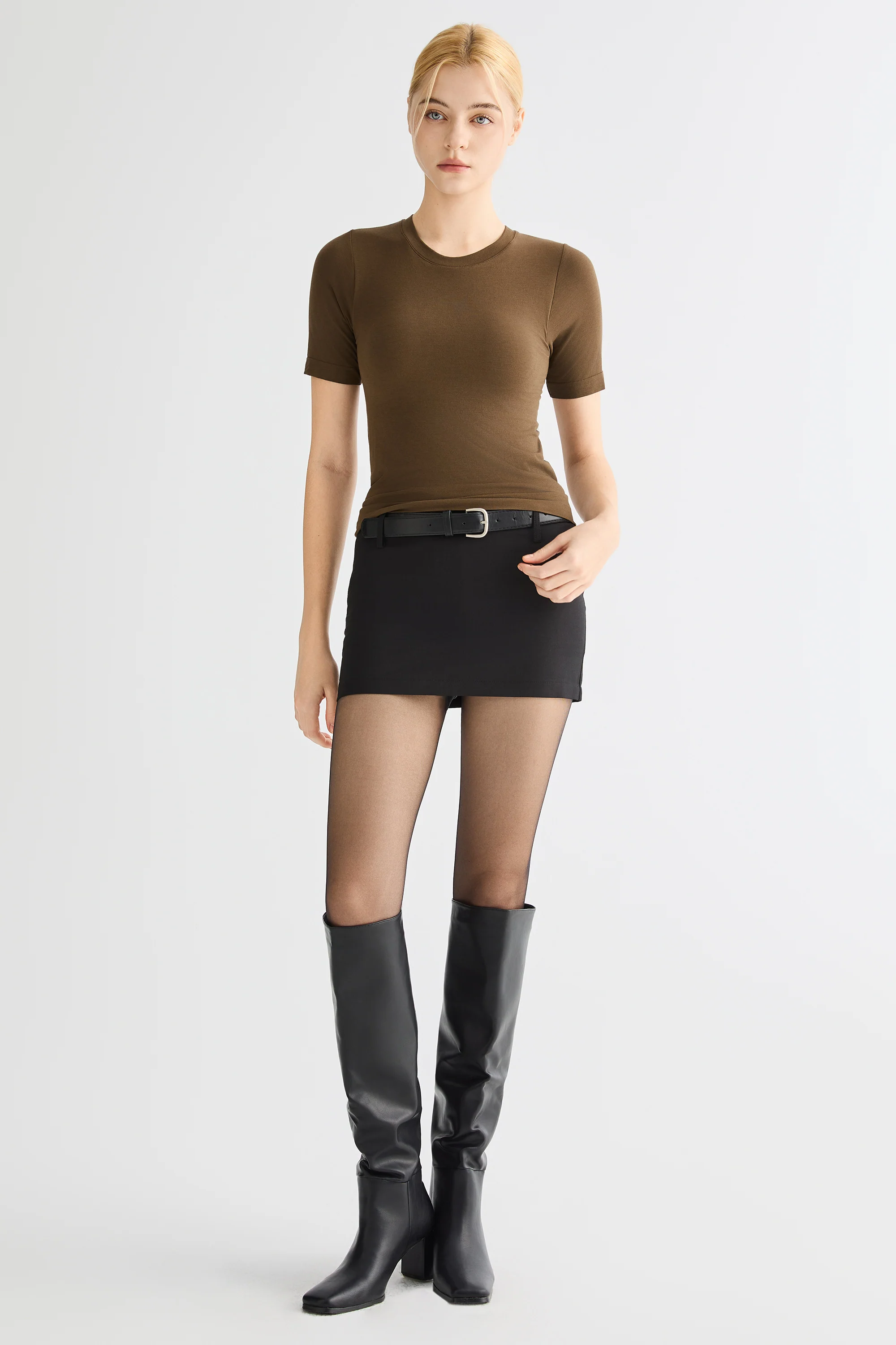 Short-Sleeve Padded Knit Crew T-Shirt - Image 3