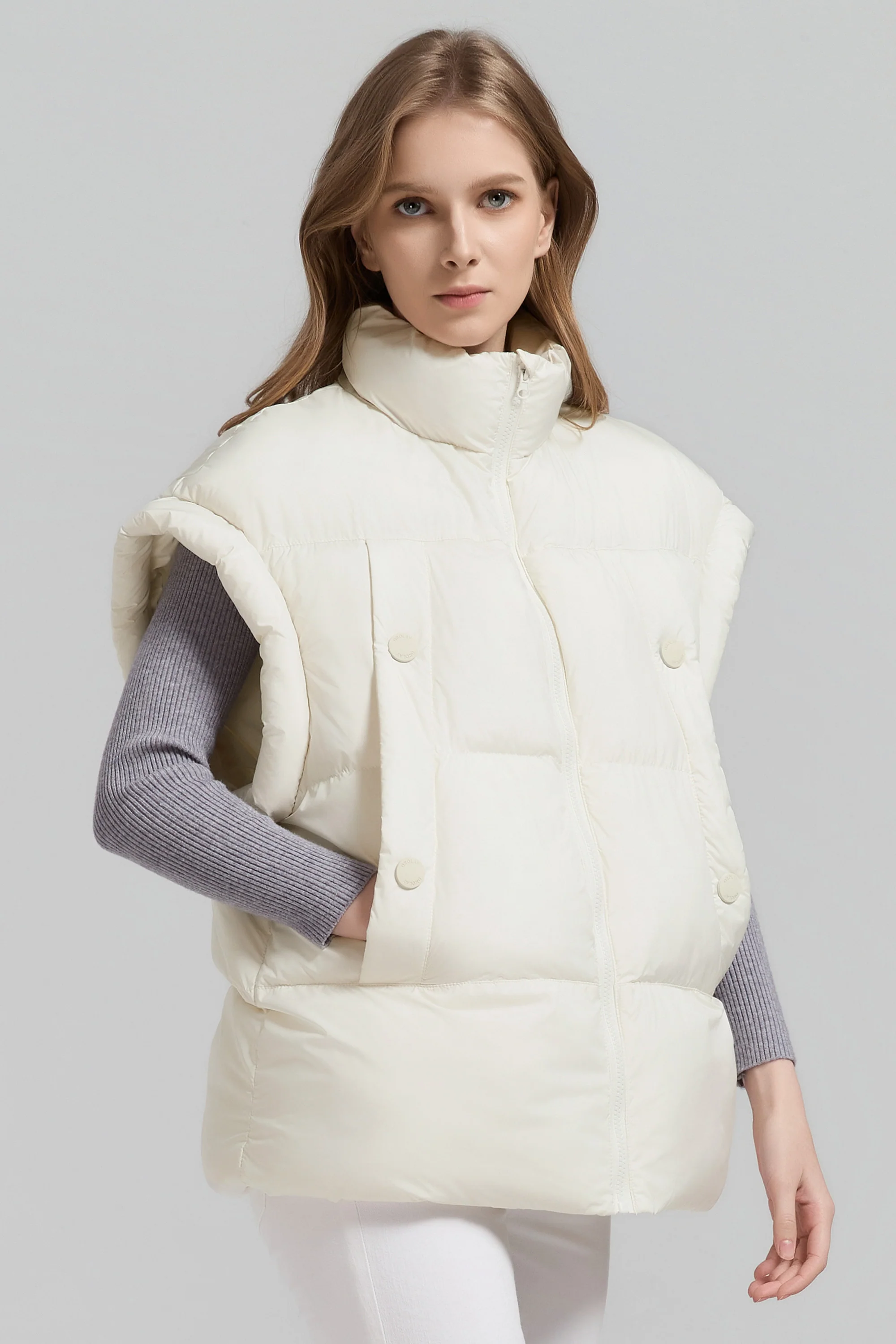 Oversized Sleeveless Classic Puffer Vest - Image 35