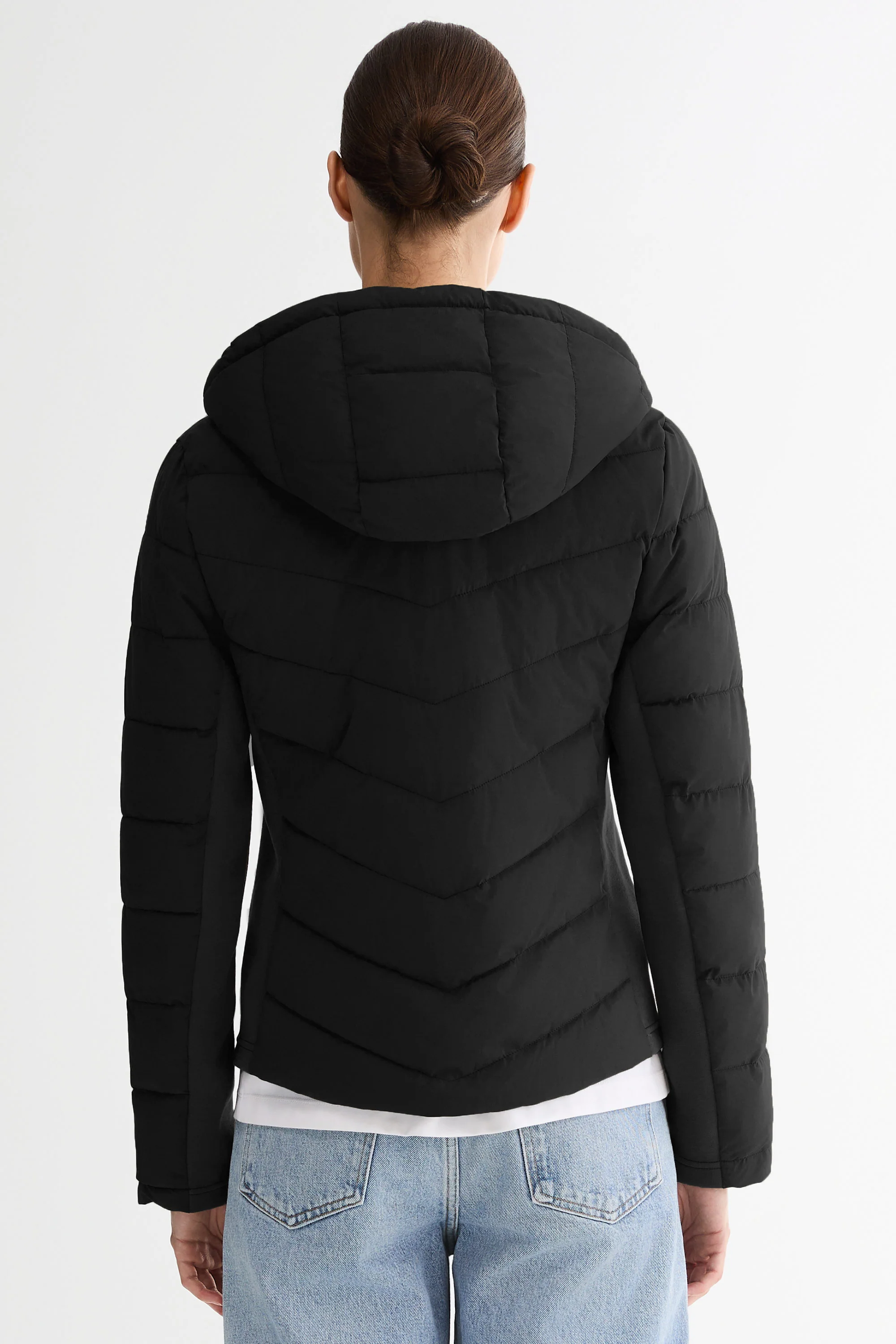 Slim-Fit Quilted Hybrid Jacket - Image 3