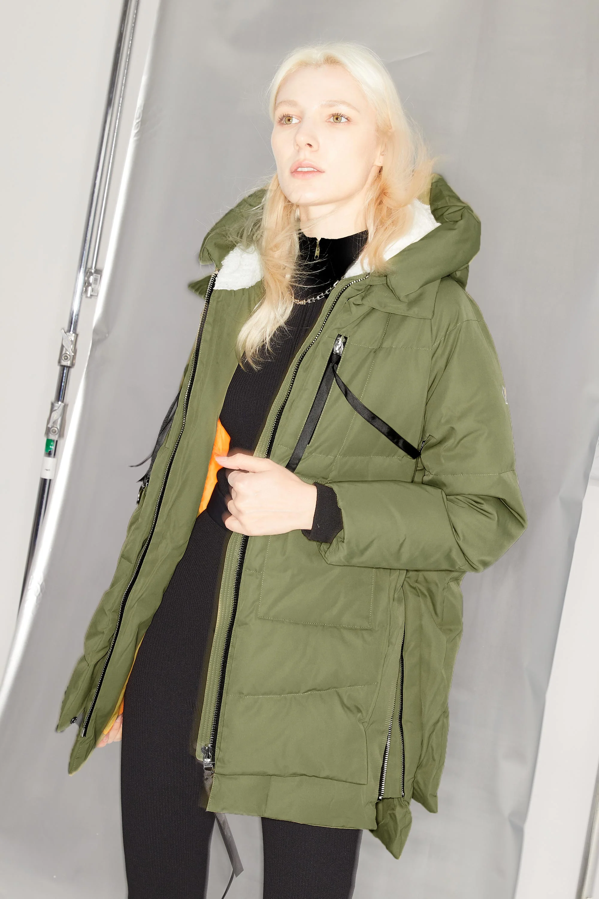 092 Universe® Women's Thickened Down Jacket - Image 16