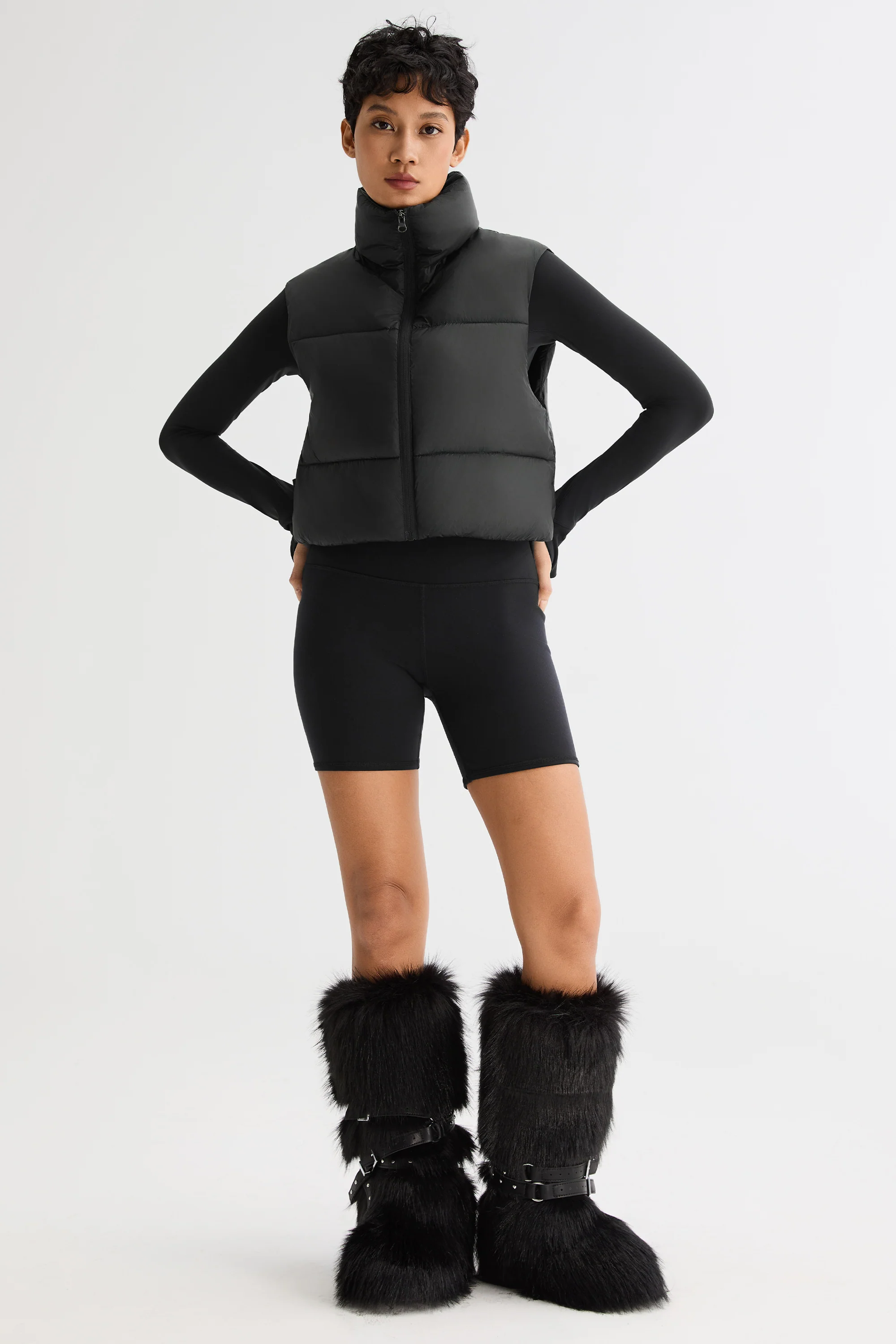 Cropped Puffer Down Vest - Image 6